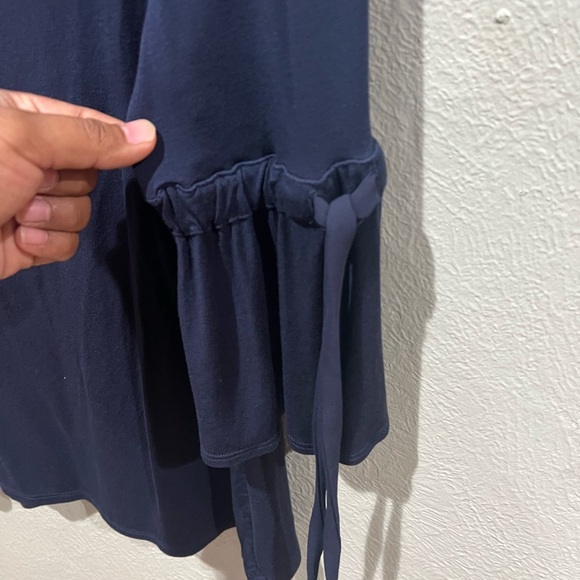 White House Black Market Deep Blue Blouse EUC Minimalist Shirt Elegant Detail - Picture 3 of 4